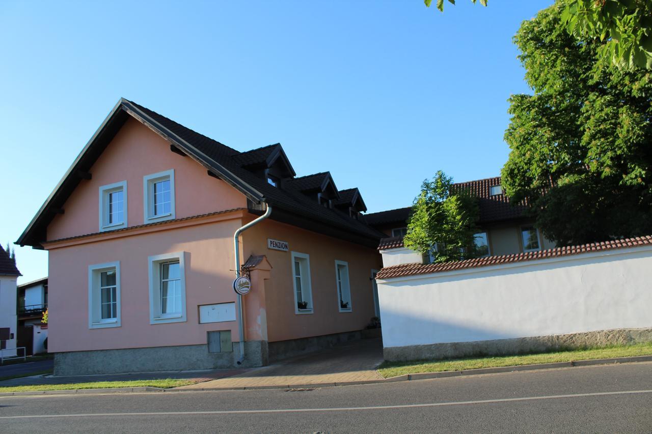 Maison d'hôtes Penzion Vedomice Extérieur photo